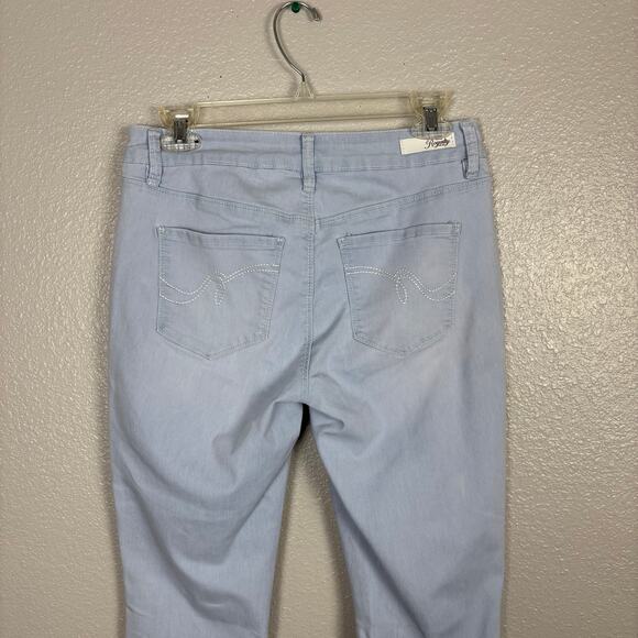 Royalty for Me Size 6 Skinny Leg Light Wash White-Blue Jeans Pockets Zipper Fly - Picture 6 of 10